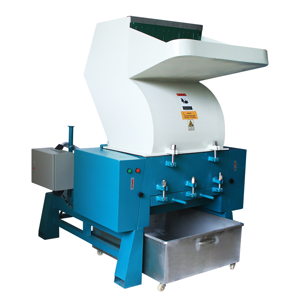 水冷式強(qiáng)力粉碎機(jī)